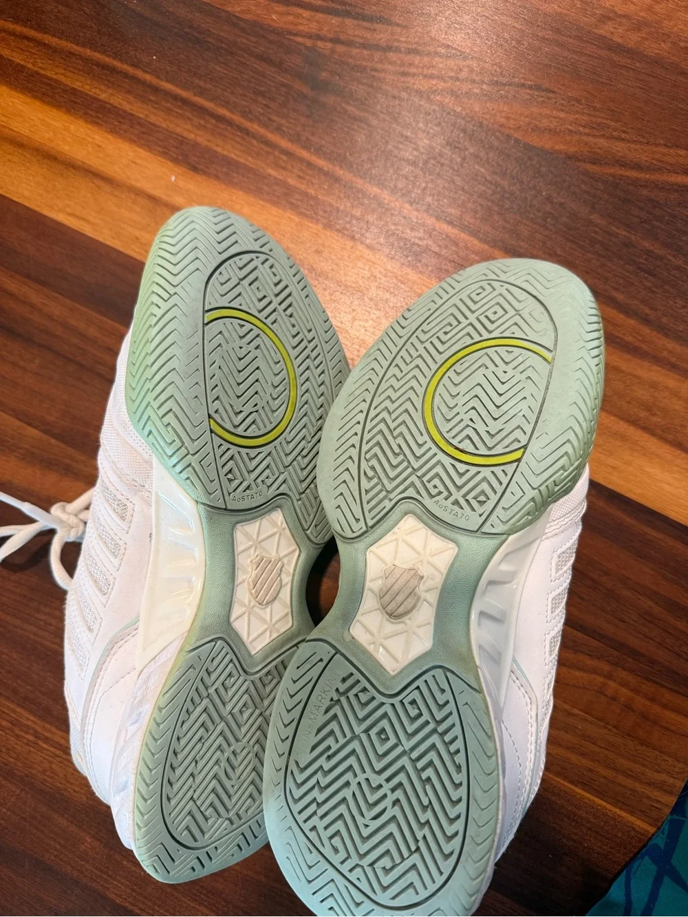 Pickleball Shoes - Lightweight Comfort